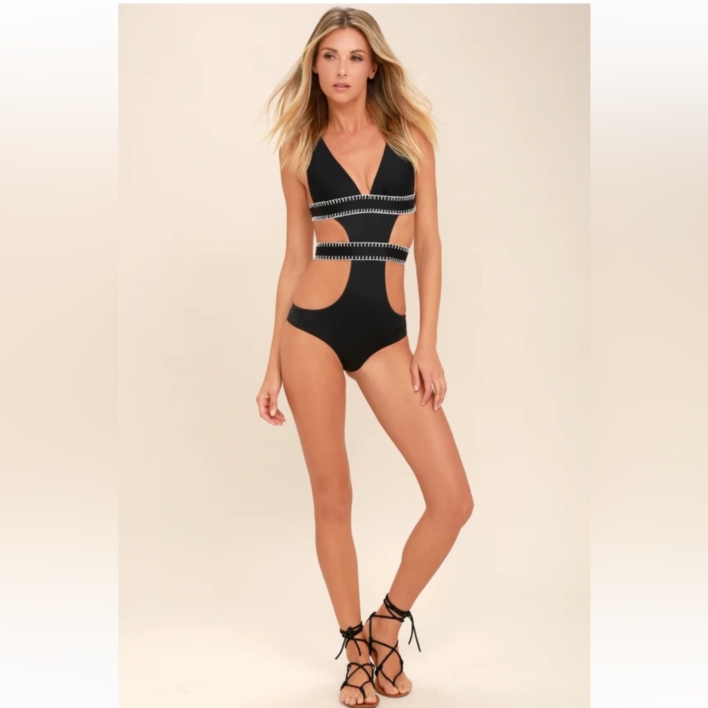 Ellejay Amores Black and White One Piece Swimsuit - Small NWT